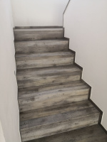  Vinylove schody bez nosu BUKOMA dub Poustni